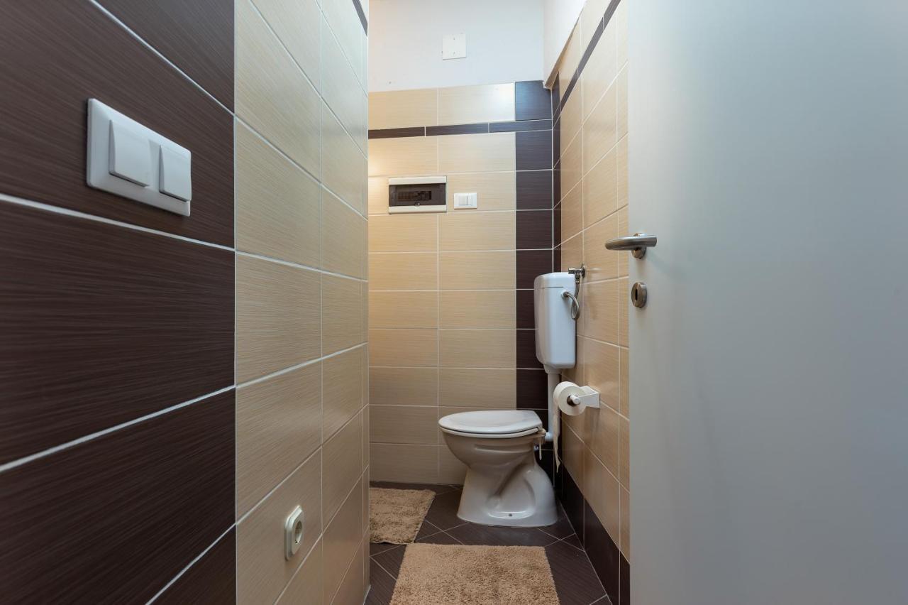 Top Central Apartments Pula Dış mekan fotoğraf