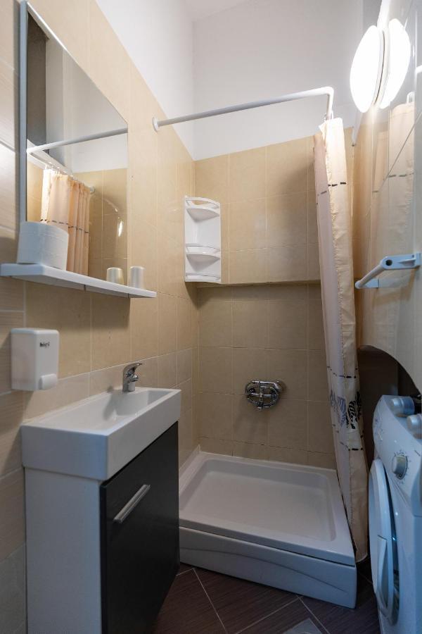 Top Central Apartments Pula Dış mekan fotoğraf
