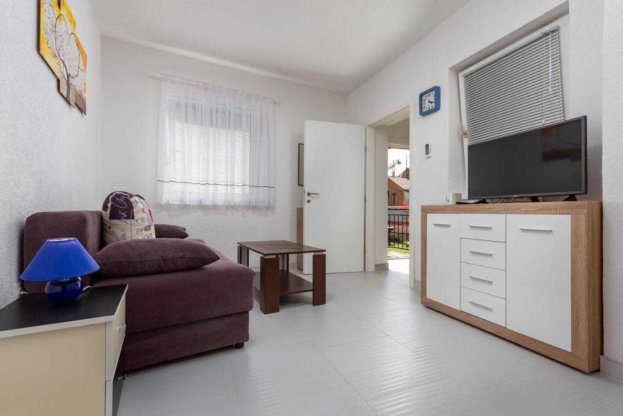 Top Central Apartments Pula Dış mekan fotoğraf