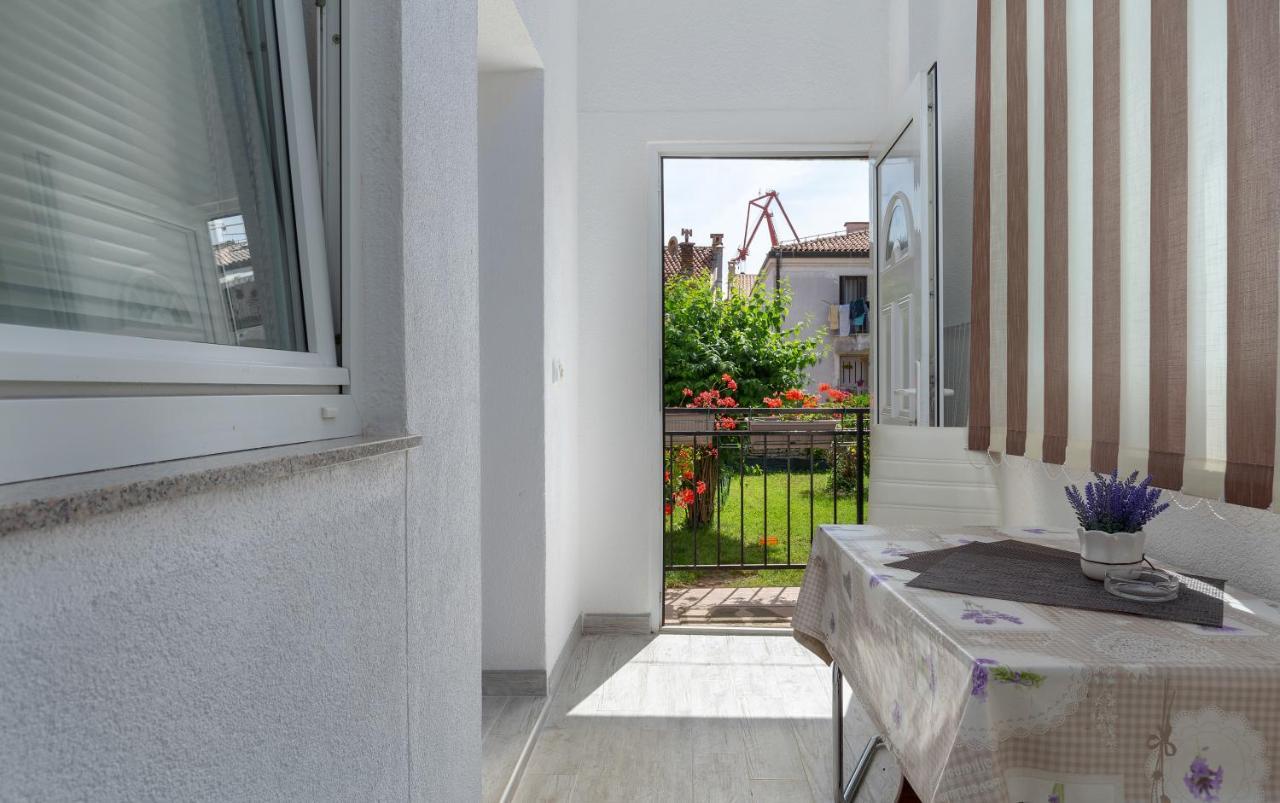 Top Central Apartments Pula Dış mekan fotoğraf