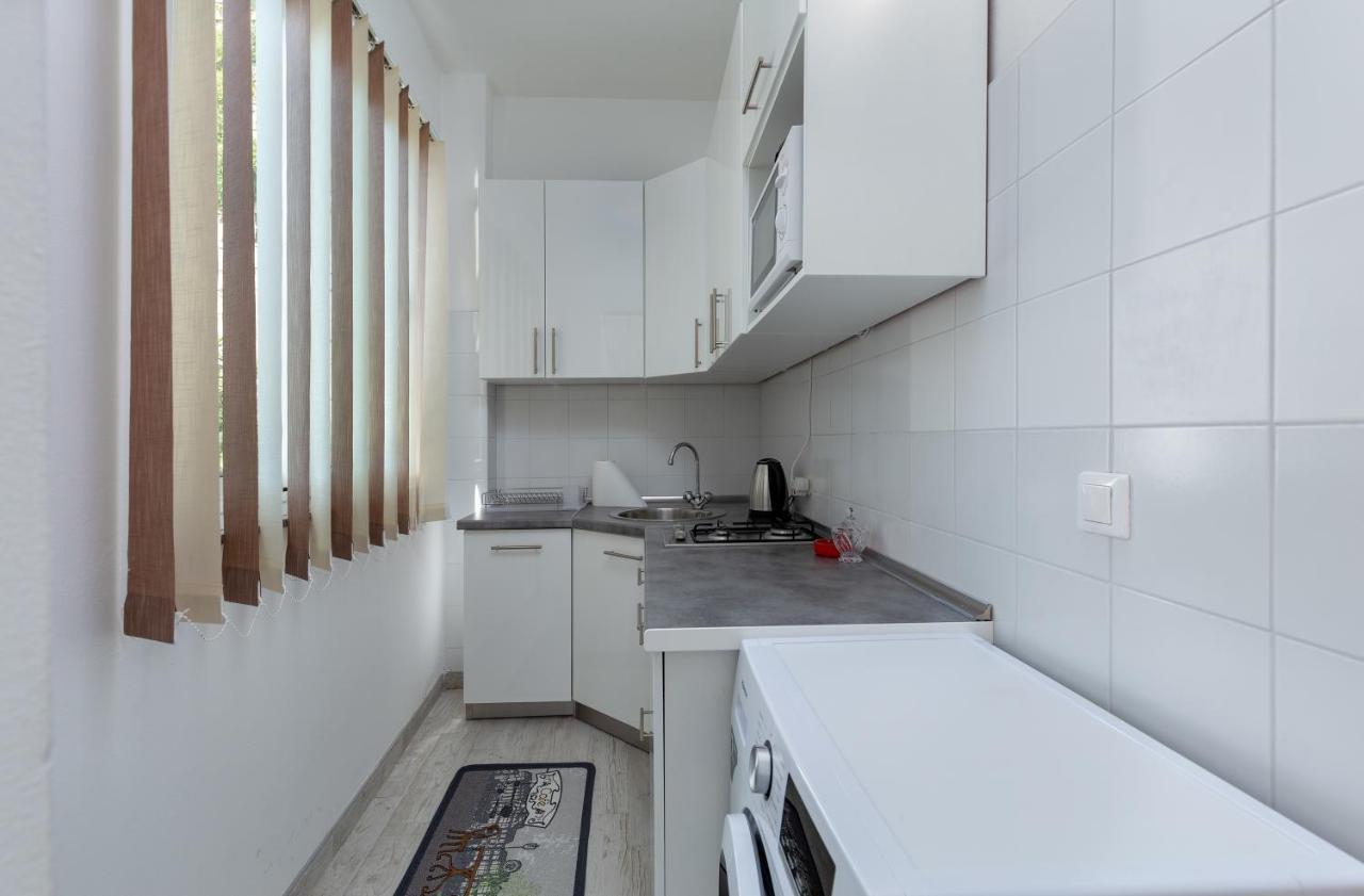 Top Central Apartments Pula Dış mekan fotoğraf