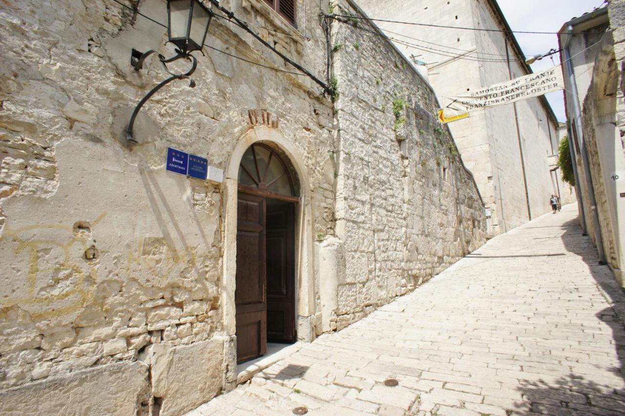 Top Central Apartments Pula Dış mekan fotoğraf