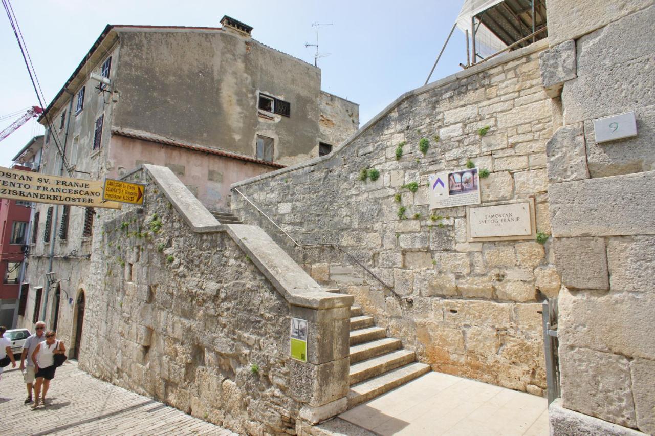 Top Central Apartments Pula Dış mekan fotoğraf