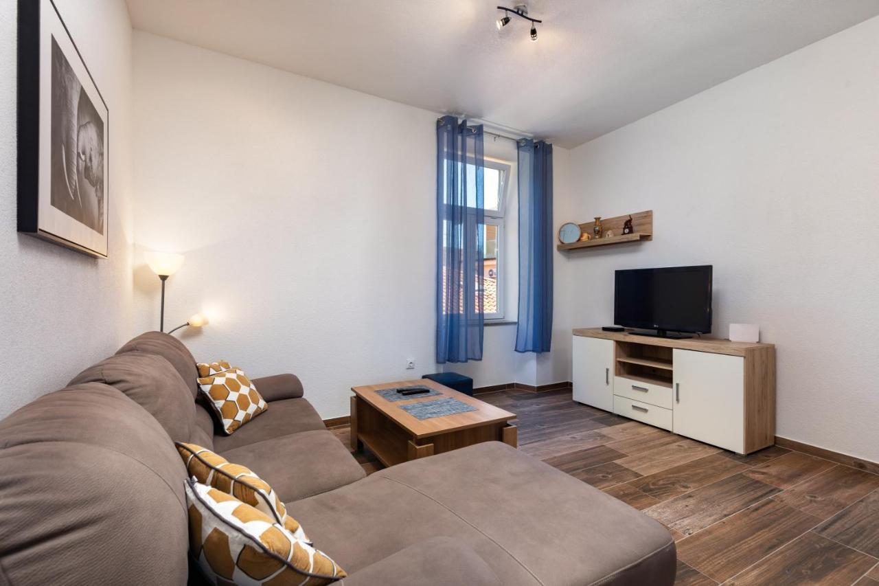 Top Central Apartments Pula Dış mekan fotoğraf