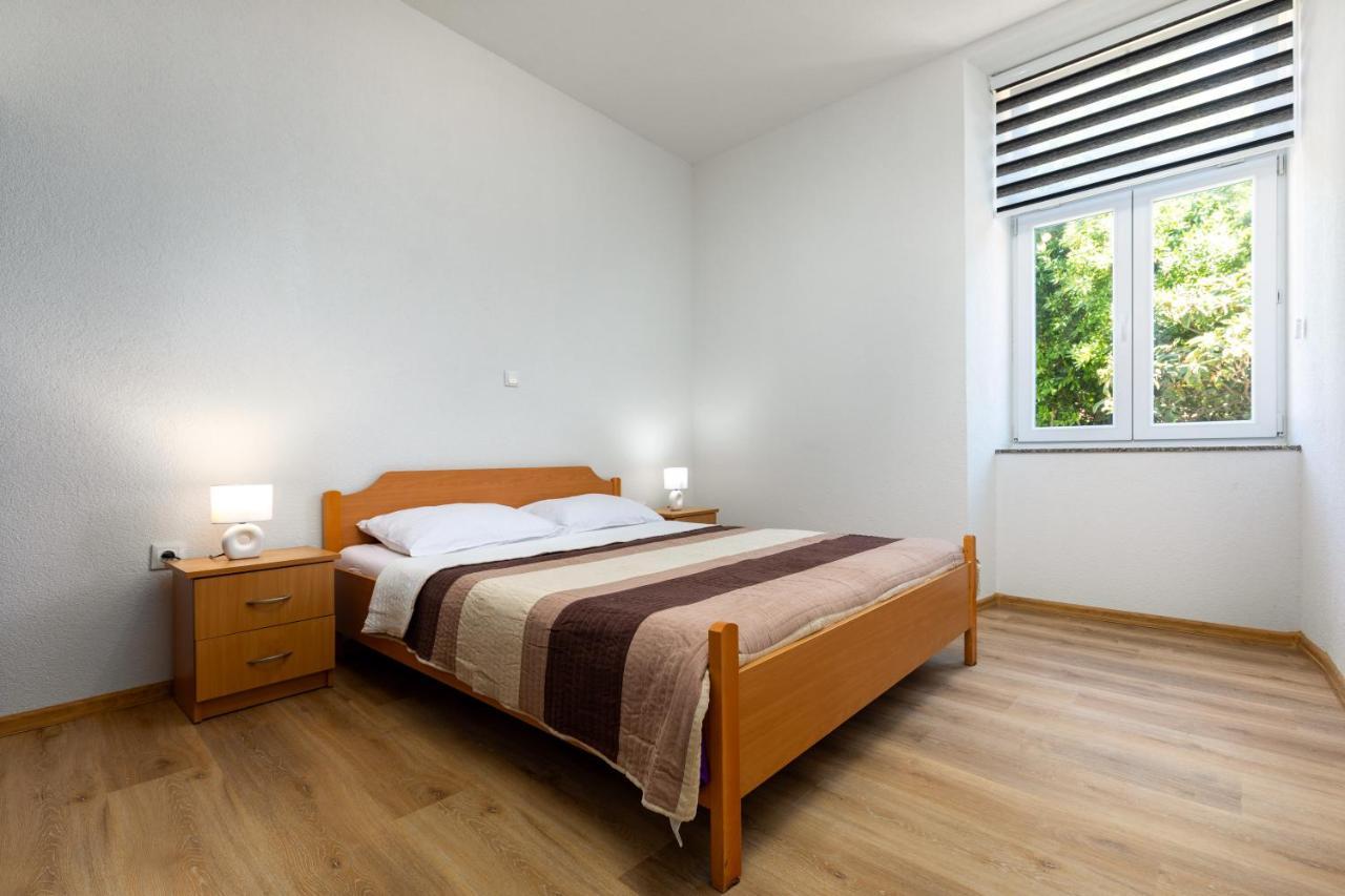Top Central Apartments Pula Dış mekan fotoğraf