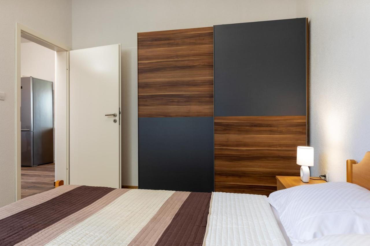 Top Central Apartments Pula Dış mekan fotoğraf