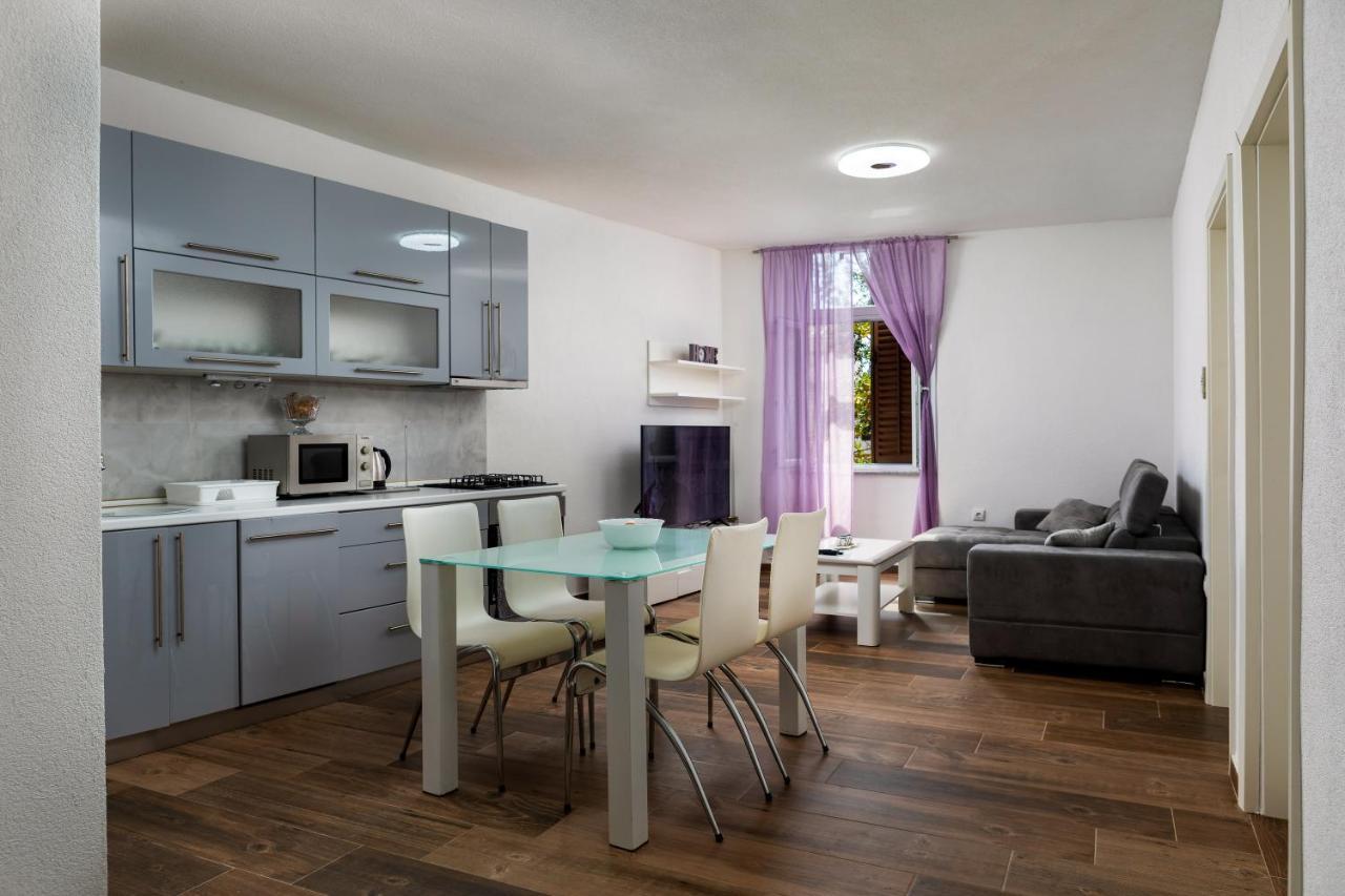 Top Central Apartments Pula Dış mekan fotoğraf